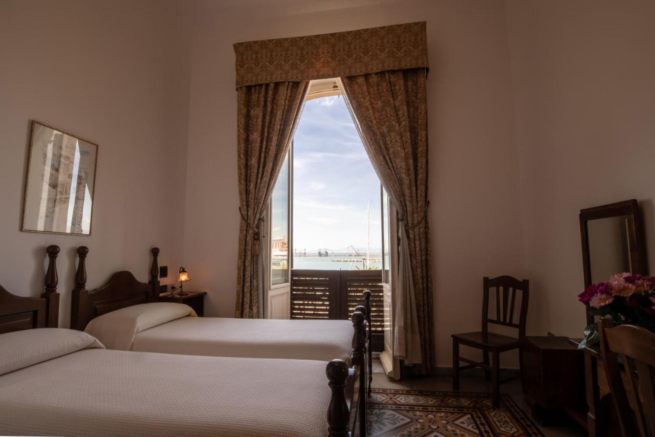 Hotel Aer Bj Vittoria Cagliari Dış mekan fotoğraf
