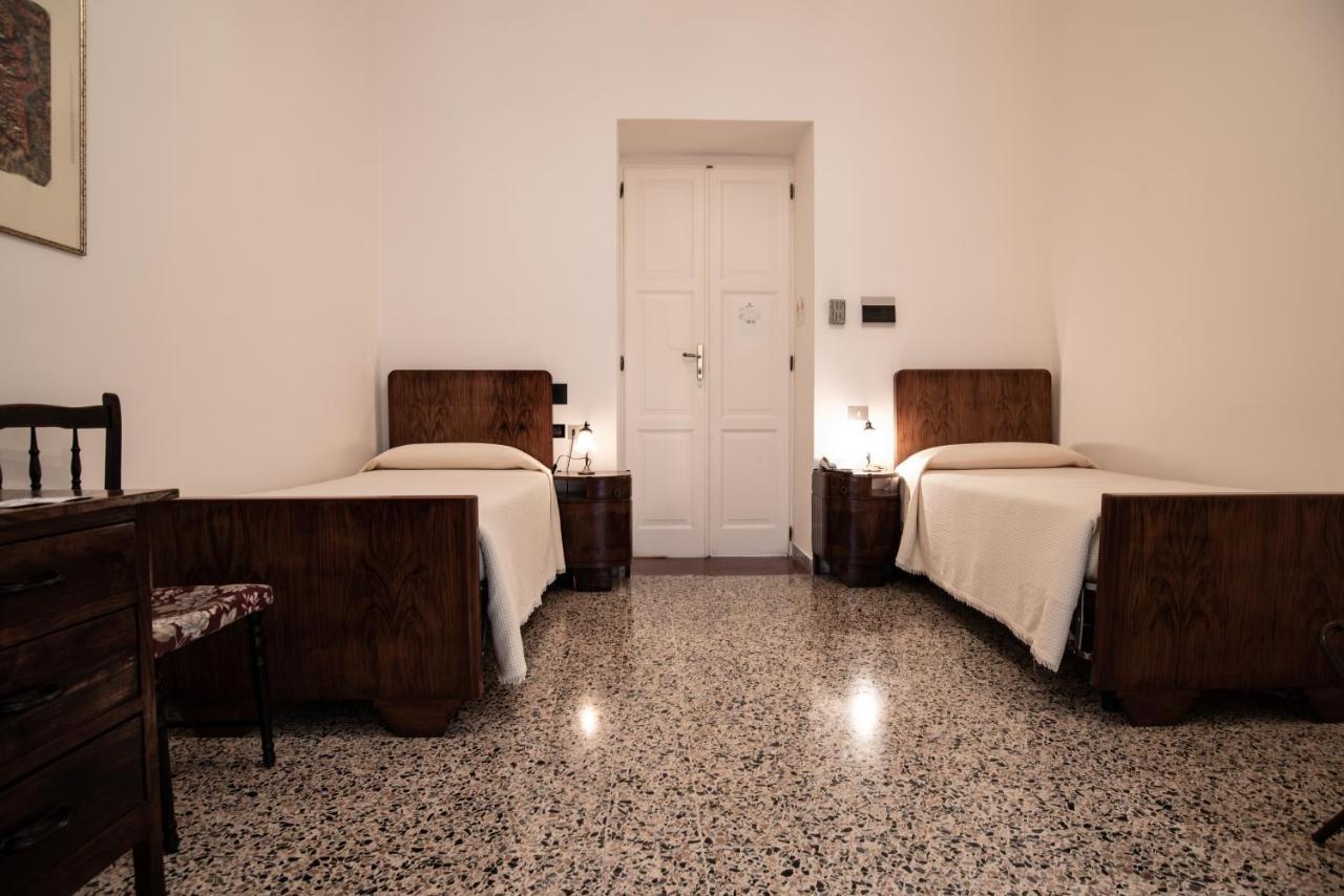Hotel Aer Bj Vittoria Cagliari Dış mekan fotoğraf