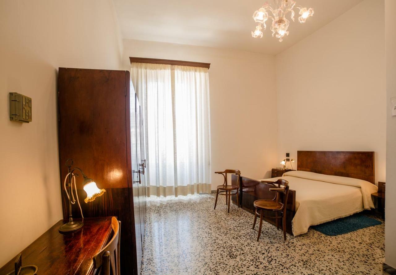 Hotel Aer Bj Vittoria Cagliari Dış mekan fotoğraf