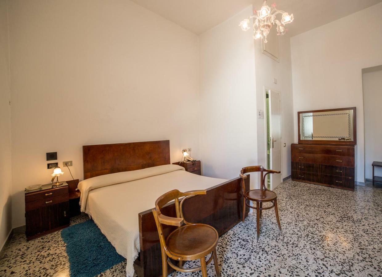 Hotel Aer Bj Vittoria Cagliari Dış mekan fotoğraf
